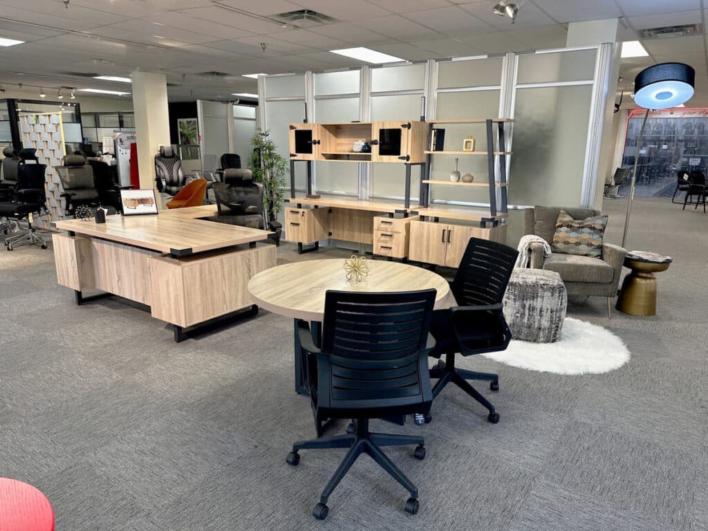 Why Should You Visit an Office Furniture Showroom Before Buying Office Furniture?