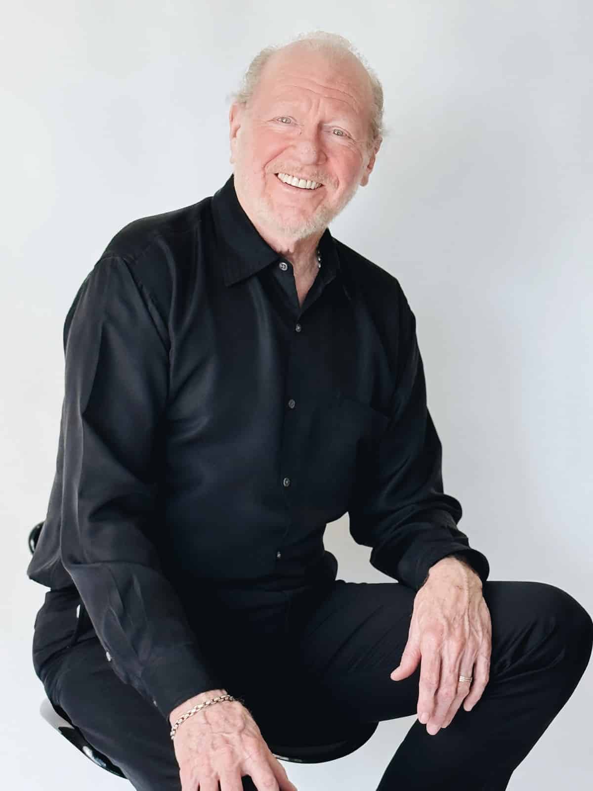 Team Front Desk Dallas Jay Crisford