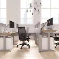 low wall glass workstation