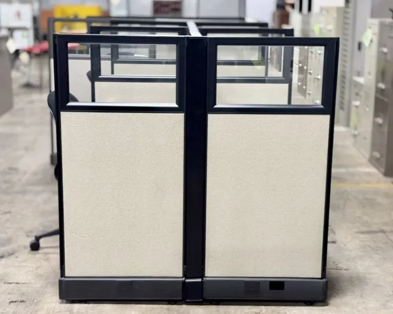 Office Cubicles vs Open Office: Which Is Better for Your Workplace?