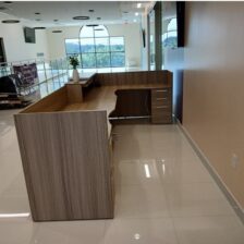 Reception desk with LED light in Miele and Blanco finish c