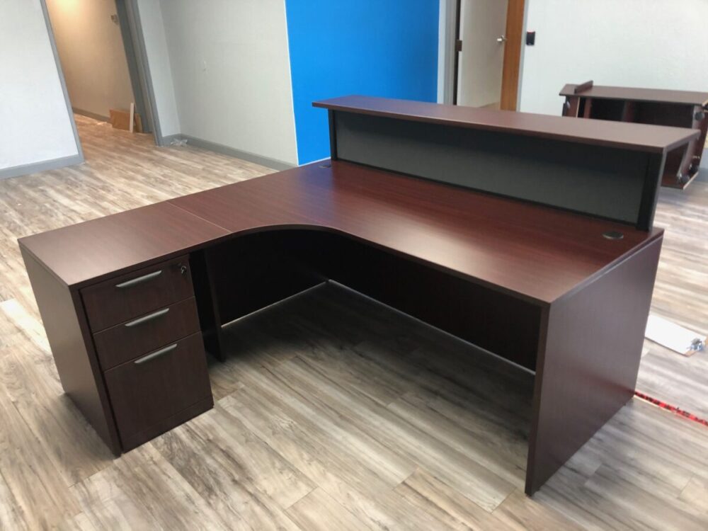 Reception with gray screen a Reception with gray screen a