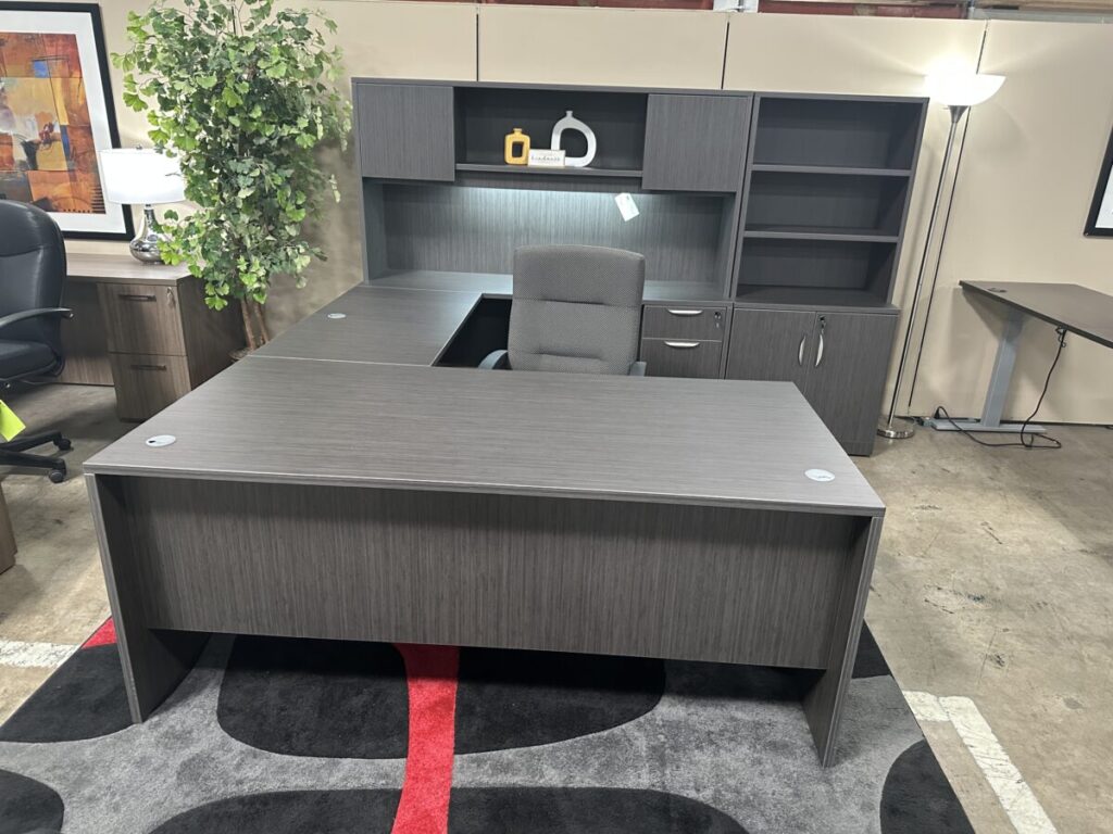 used desk - pre-owned office furniture