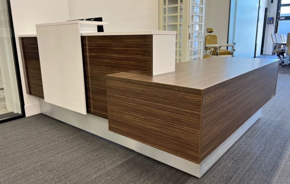 Reception Desk Inbox f Reception Desk Inbox f