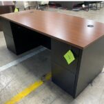 Used Desk Set ULDC26