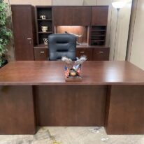 Used Desk Set UWDC24
