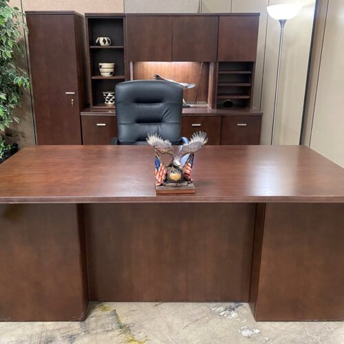 Used Desk Set UWDC24
