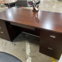 Used Desk Set UWDC24