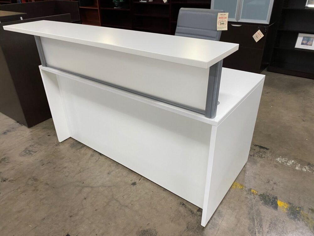 White Reception Desk b (2022_11_22 17_04_38 UTC) White Reception Desk b (2022_11_22 17_04_38 UTC)