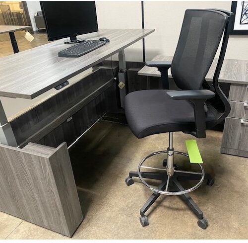 Used Mesh Chair with Arms USS-10