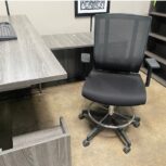 Used Mesh Chair with Arms USS-10