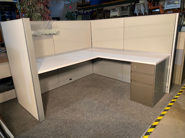 6736dd Answer stations