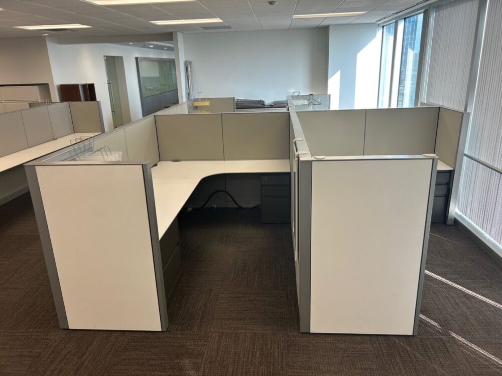 IMG_3201-1 Answer stations