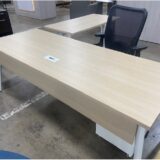 Used UT-7830 w side table -E