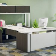 Electric Desk in Grigio Gray with Fixed Glass Modesty