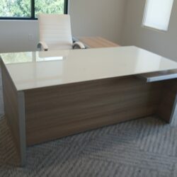 White Glass L Shape in Miele finish