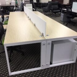 Benching with privacy panels (2022_11_22 17_04_38 UTC)