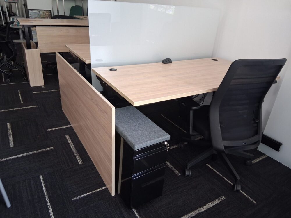 Height adjustable benching desks b Height adjustable benching desks b
