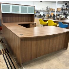Walnut U Shape with hutch b