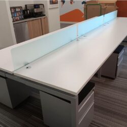 White Benching Pod with Silver Metal Legs b